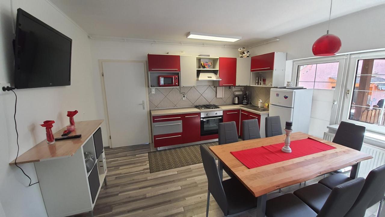 Apartma4Us Maribor Kültér fotó